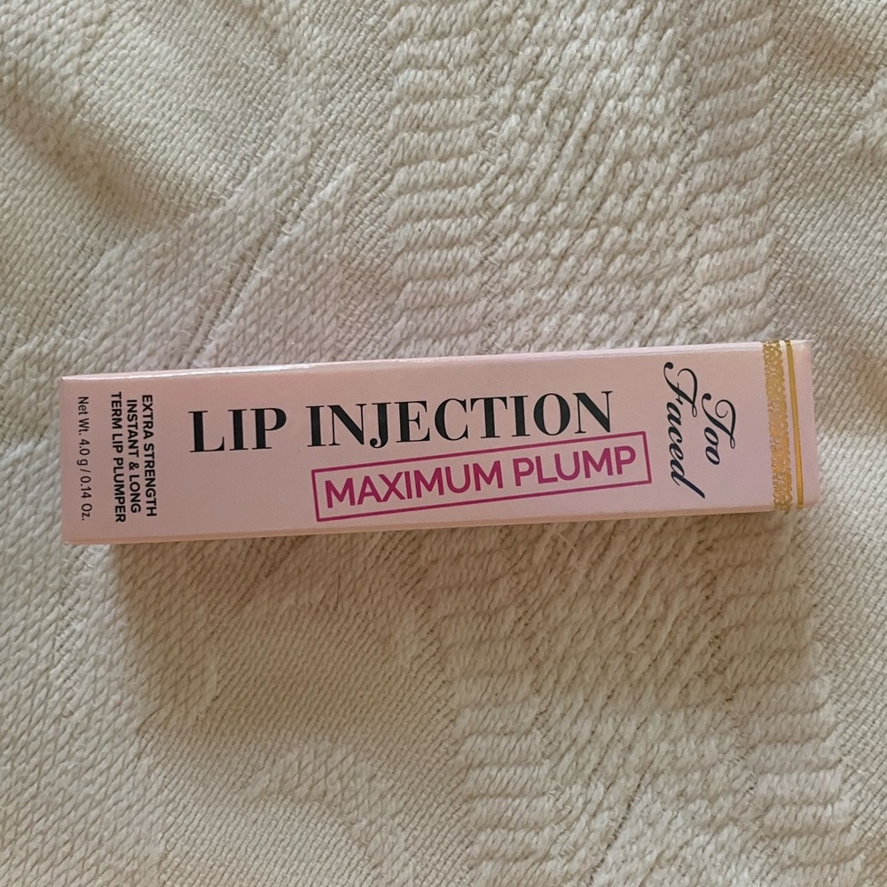 Too faced lip injections extra strength instant and long-term lip plumper